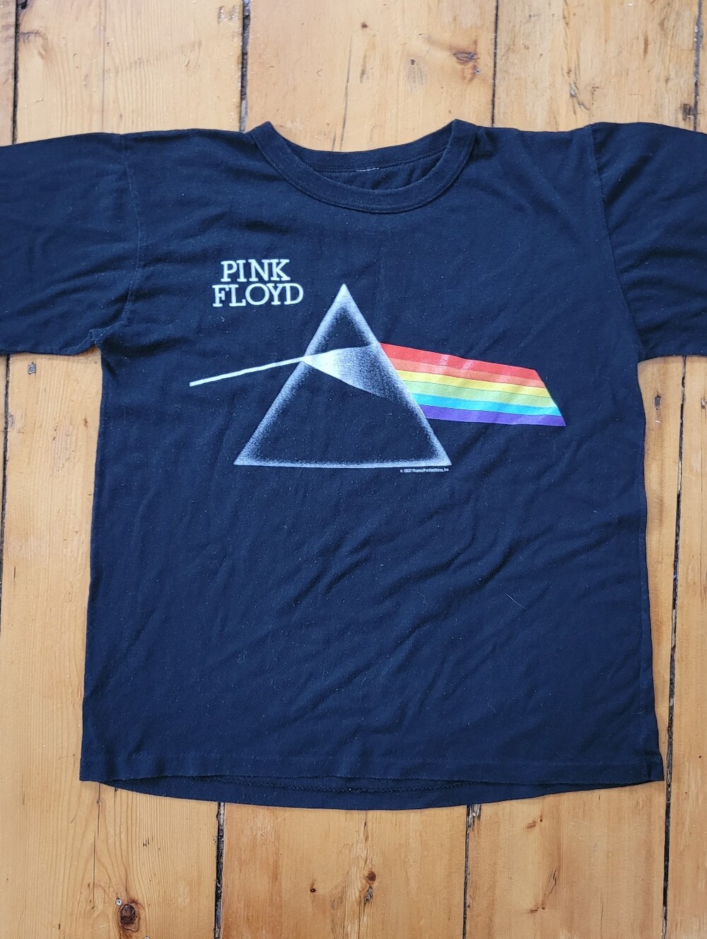 1987 Pink Floyd Dark Side of the Moon Tour Tee. Small.